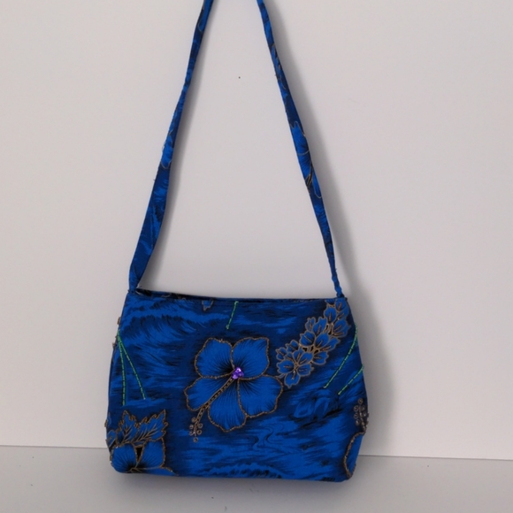 Handbags - NWOT. Hawaiian Purse